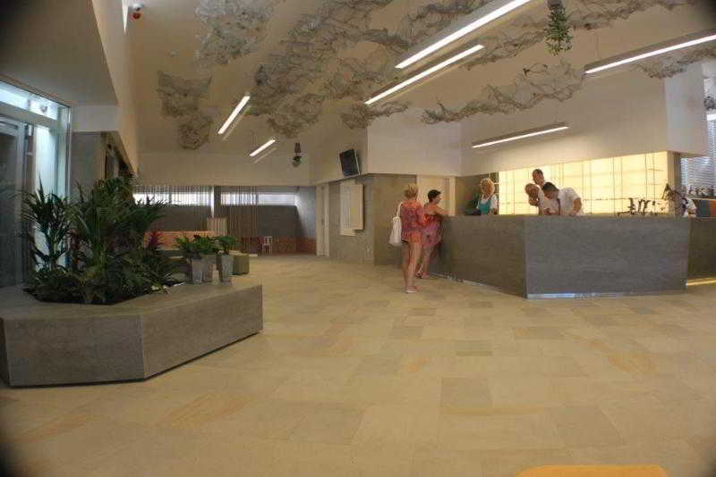 Hotel Castellastva Petrovac Buitenkant foto